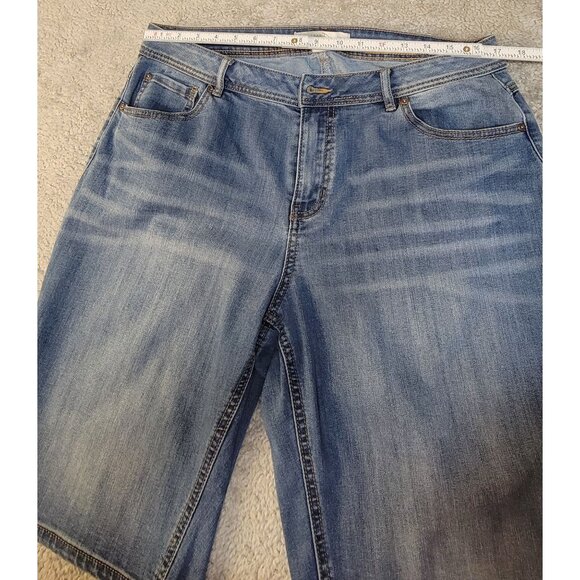 C Est. 1946 Denim Shorts. Size: 16W - Picture 5 of 15